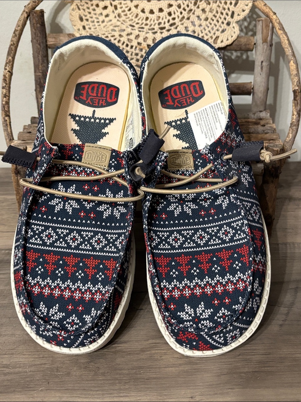 LIKE NEW! HEYDUDE Women's Size 8 Wendy Ugly Sweater Slip-On Shoes